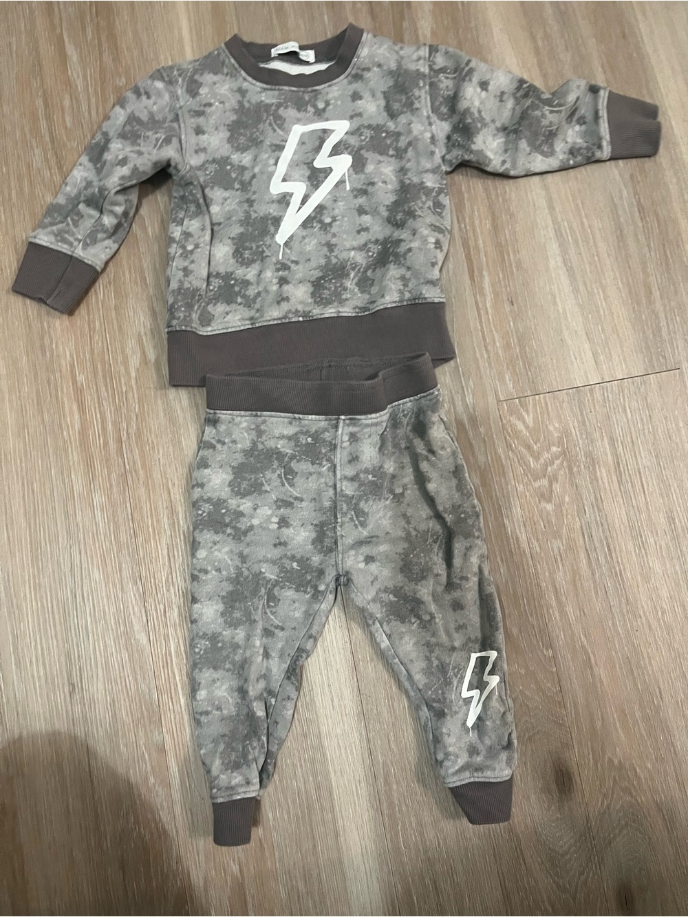 100% cotton Gray lightning sweatsuit 24 months